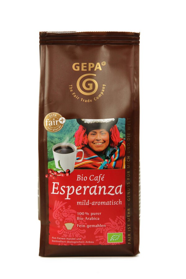 Verwöhne dich mit dem Gepa Café Esperanza, einem Bio-Kaffee, der deinen Gaumen erfreut. Jede 250g Packung enthält die Leidenschaft von GEPA - The Fair Trade Company, um dir ein unvergleichliches Kaffeeerlebnis zu bieten. Ideal für den morgendlichen Energiekick oder entspannte Stunden, überzeugt dieser Kaffee mit vollmundigem Aroma und sanfter Geschmacksnote. Ein Genuss für alle, die Qualität und fairen Handel schätzen.