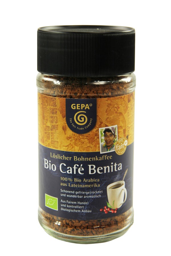 Starte deinen Tag mit einem Hauch von Luxus mit dem GEPA Café Benita, einem löslichen Bohnenkaffee, der Geschmack und Verantwortung in jeder Tasse vereint. Dieser Bio-Kaffee, fair gehandelt, bietet ein vollmundiges Aroma. Ideal für den schnellen Kaffeegenuss am Morgen oder als kleine Auszeit. Mit GEPA Café Benita wählst du Qualität, die du schmecken kannst.